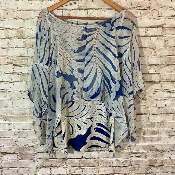 Tiny Tops - Anthropologie Tiny Sheer Layered Blue and Cream Floral Top Large